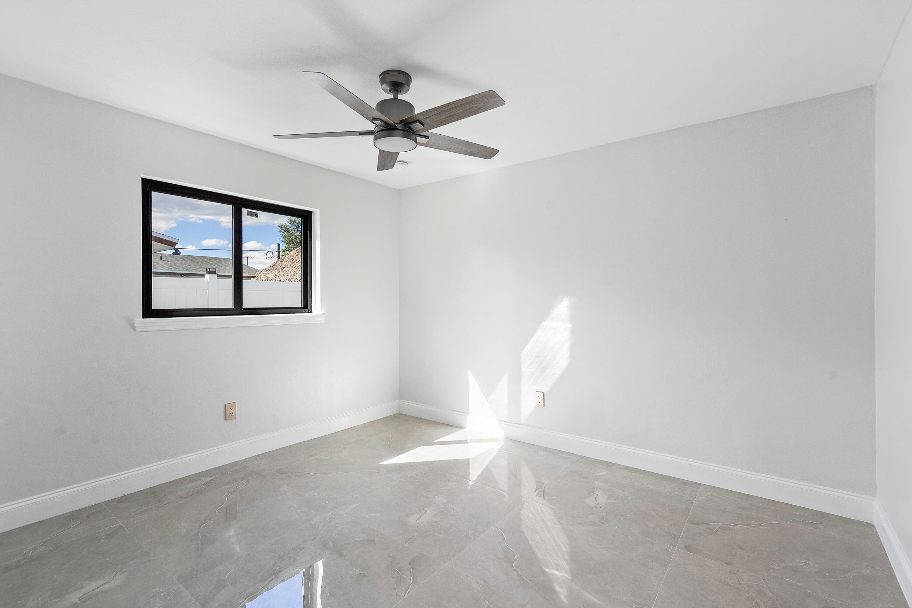 1401 West Camino Real Boca Raton, FL 33486 - Photo 18 of 45 050-1401WestCaminoReal-BocaRaton-FL-3348