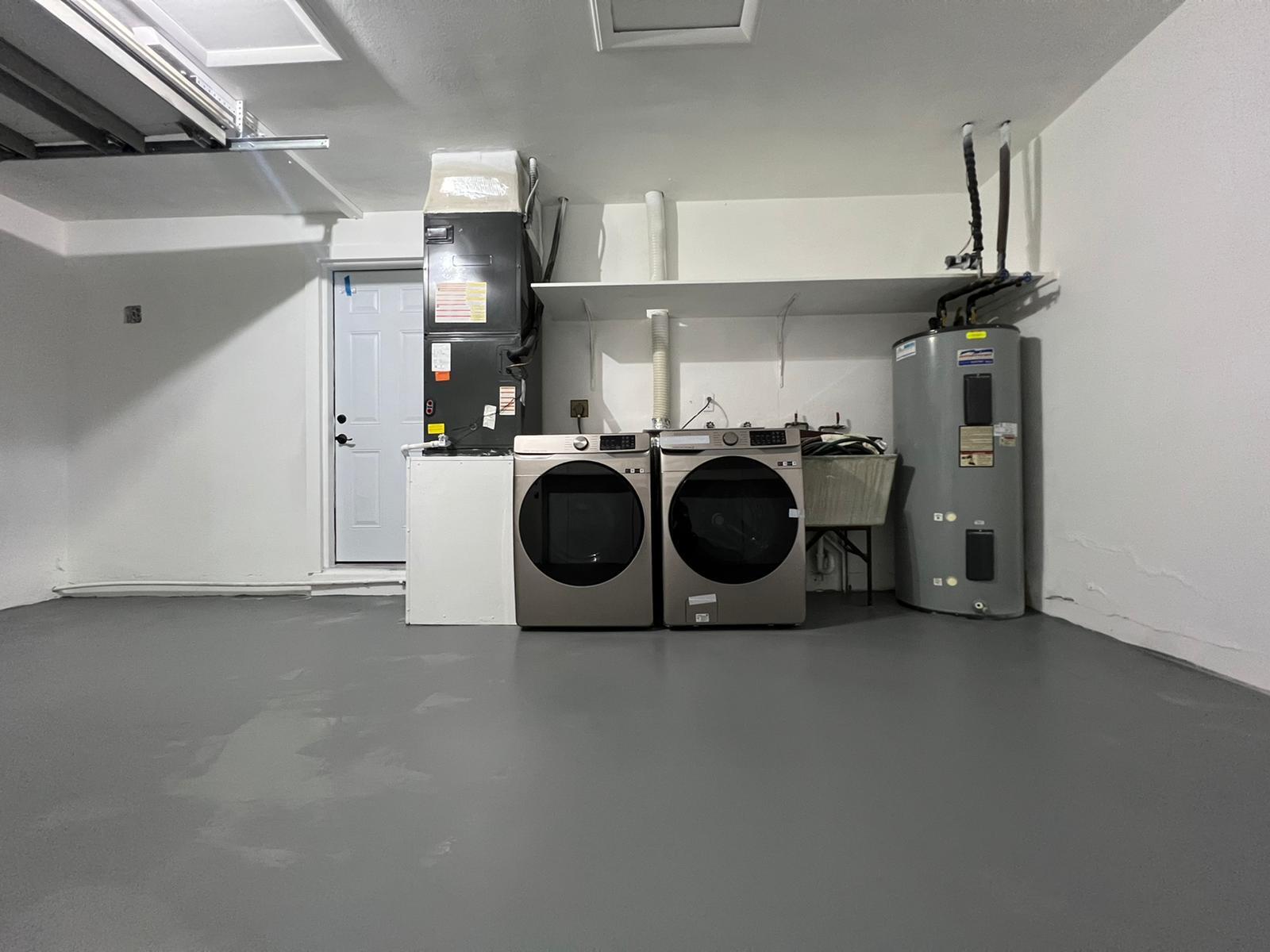 1401 West Camino Real Boca Raton, FL 33486 - Photo 30 of 45 Laundry