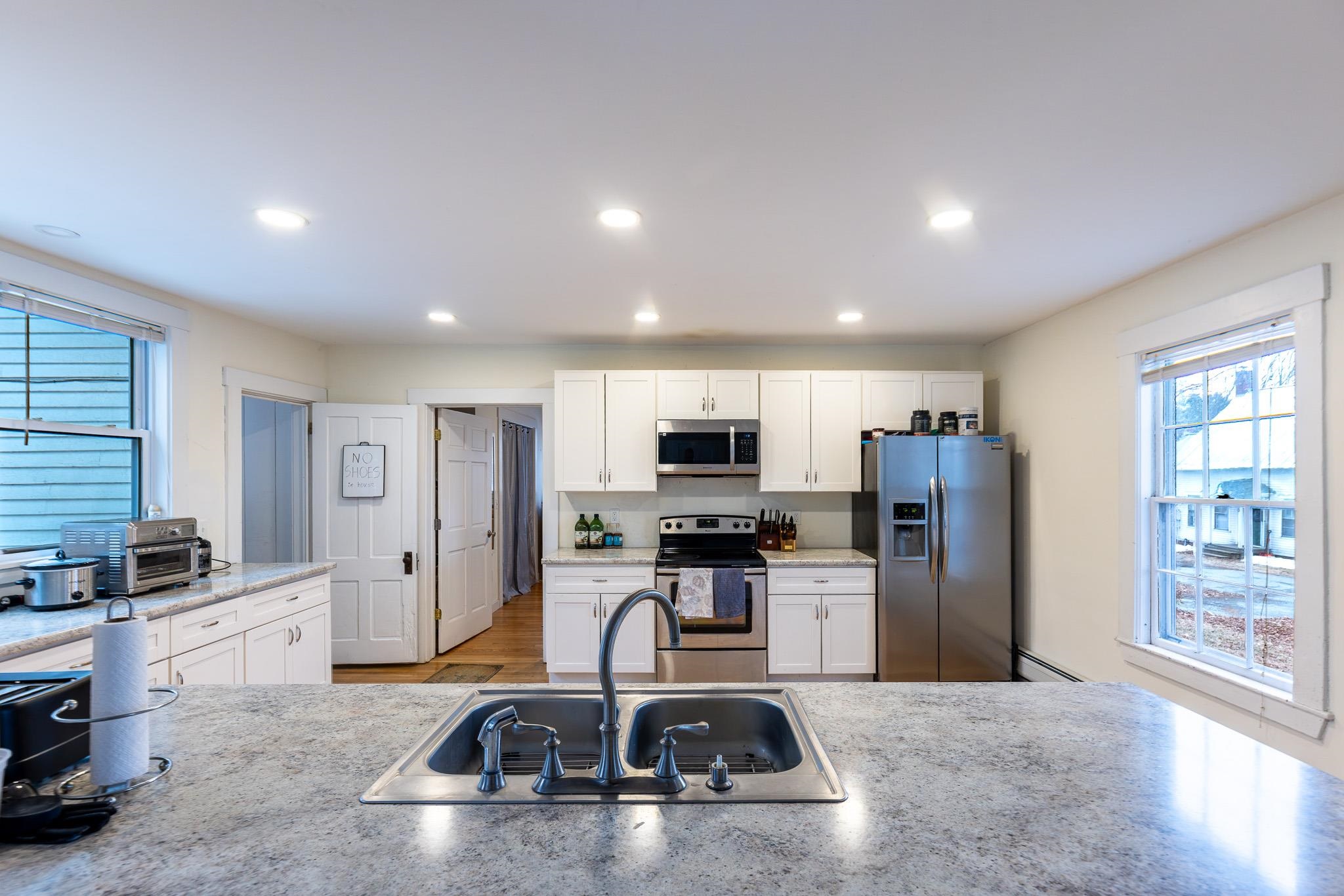 299 Farrell Farm Road Norwich, VT 05055 - Photo 7 of 59