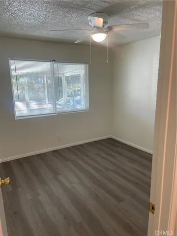 $199,900 | 150 East Lakeshore Drive, Unit 82, Lake Elsinore, CA 92530