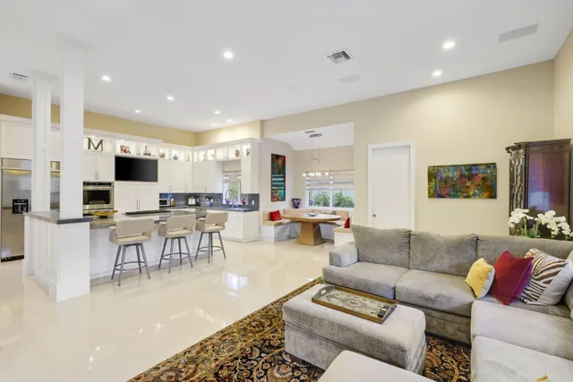 $3,750,000 | 7039 Mandarin Drive, Boca Raton, FL 33433