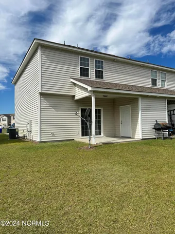 $1,600 | 2404 Chavis Drive, Unit B, Greenville, NC 27858