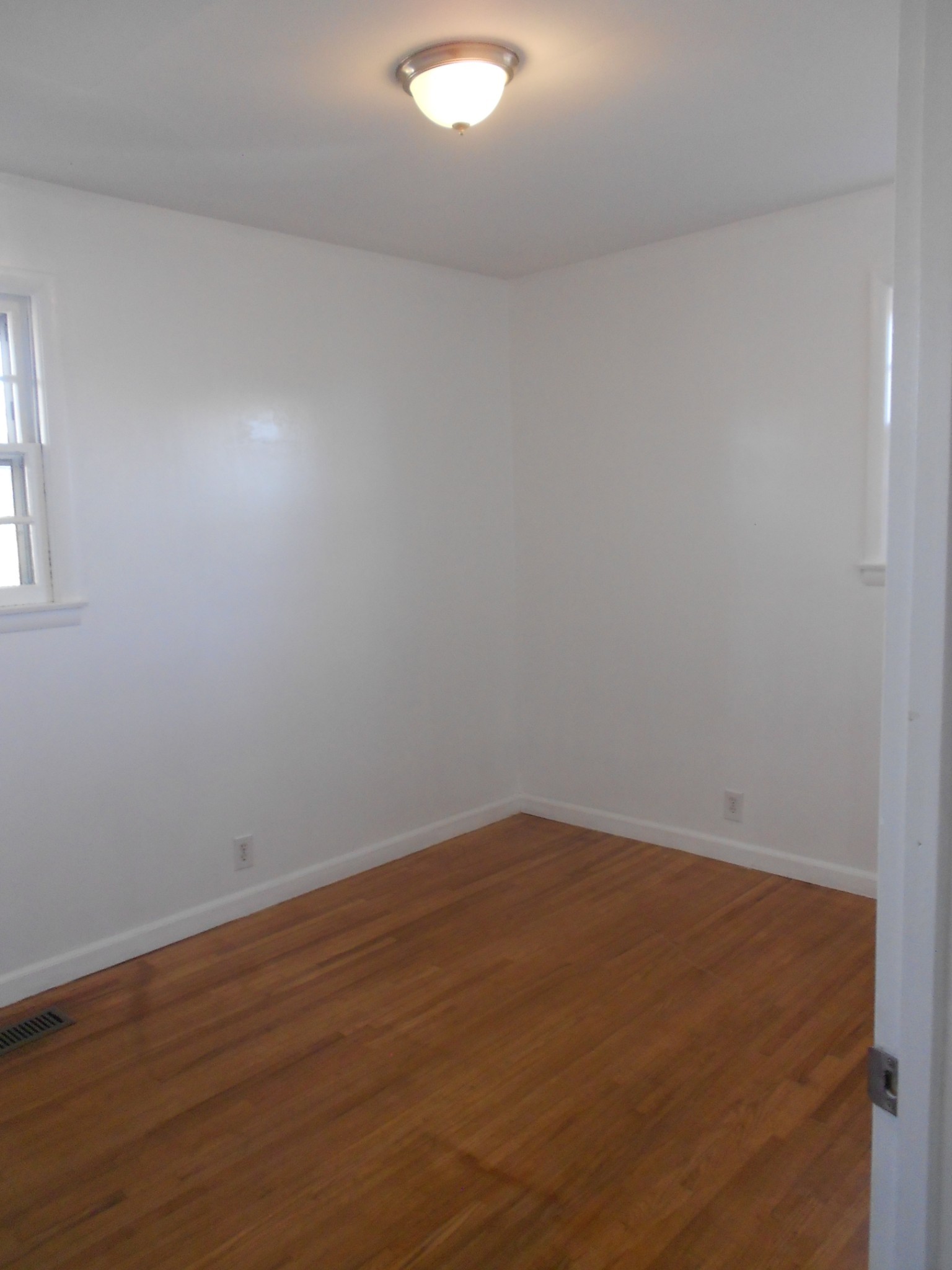 910 Mitchell Road Nashville, TN 37206 - Photo 10 of 25