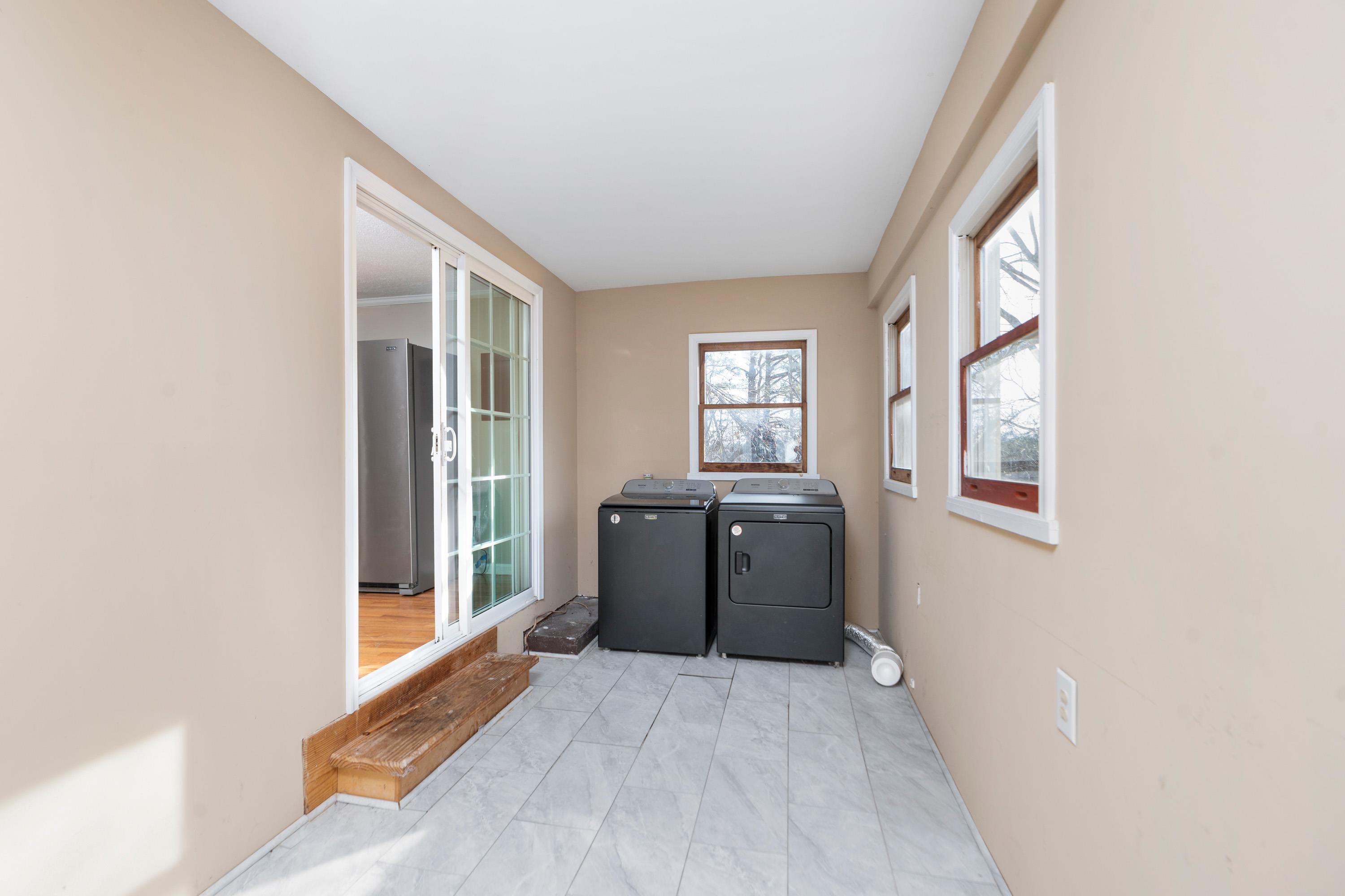 7081 Secretarys Sand Road Schuyler, VA 22969 - Photo 22 of 65 an empty room with windows