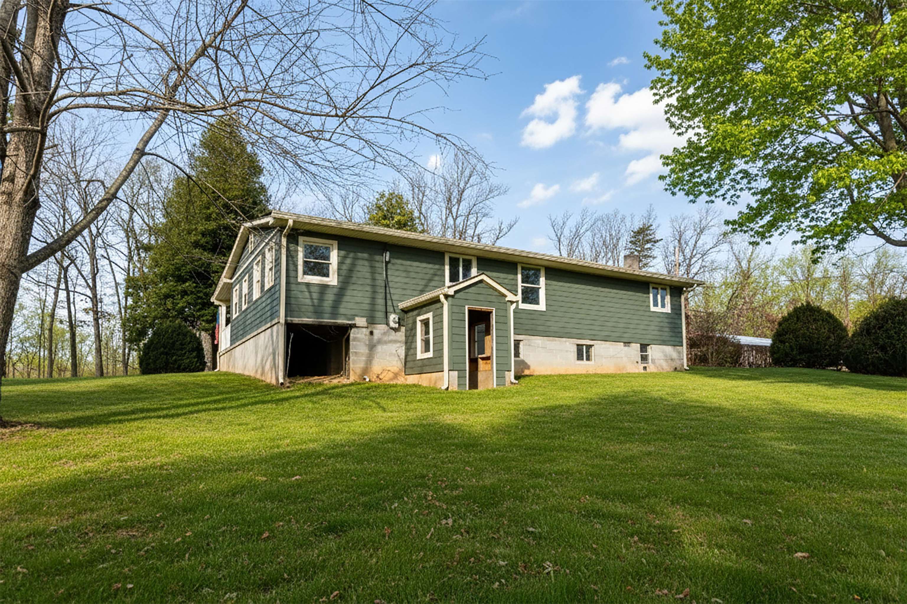 7081 Secretarys Sand Road Schuyler, VA 22969 - Photo 33 of 65