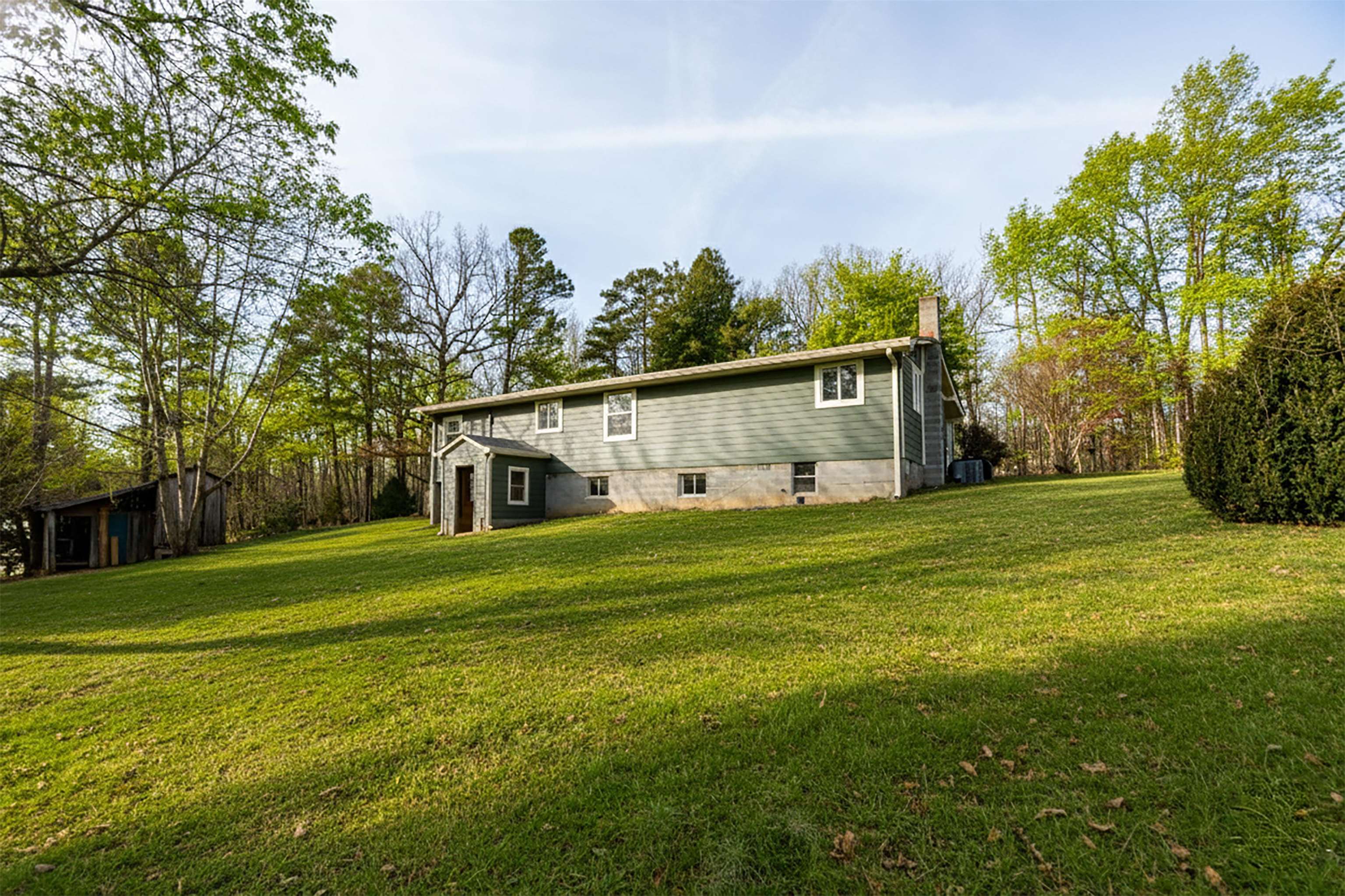 7081 Secretarys Sand Road Schuyler, VA 22969 - Photo 34 of 64