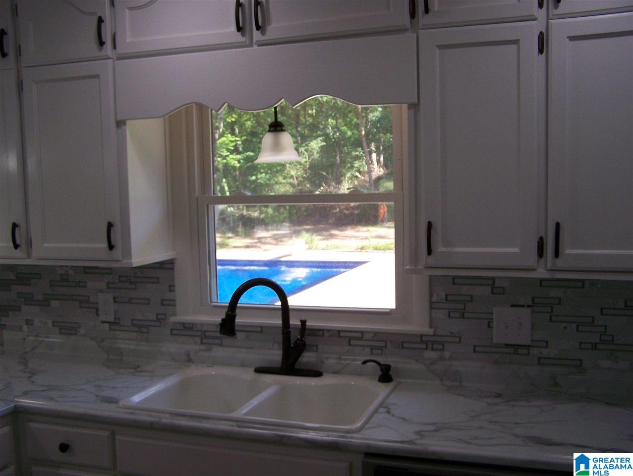 1407 Cherokee Trail Anniston, AL 36206 - Photo 10 of 46