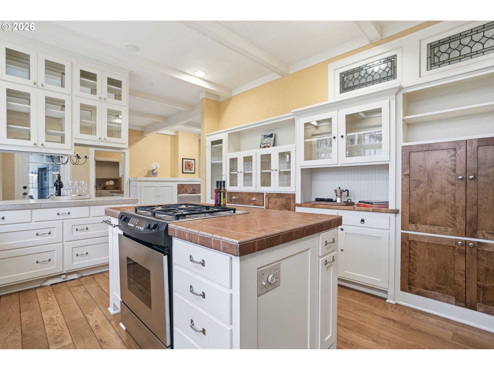 2565 Braewood Lane Eugene, OR 97405 - Photo 12 of 48 Kitchen