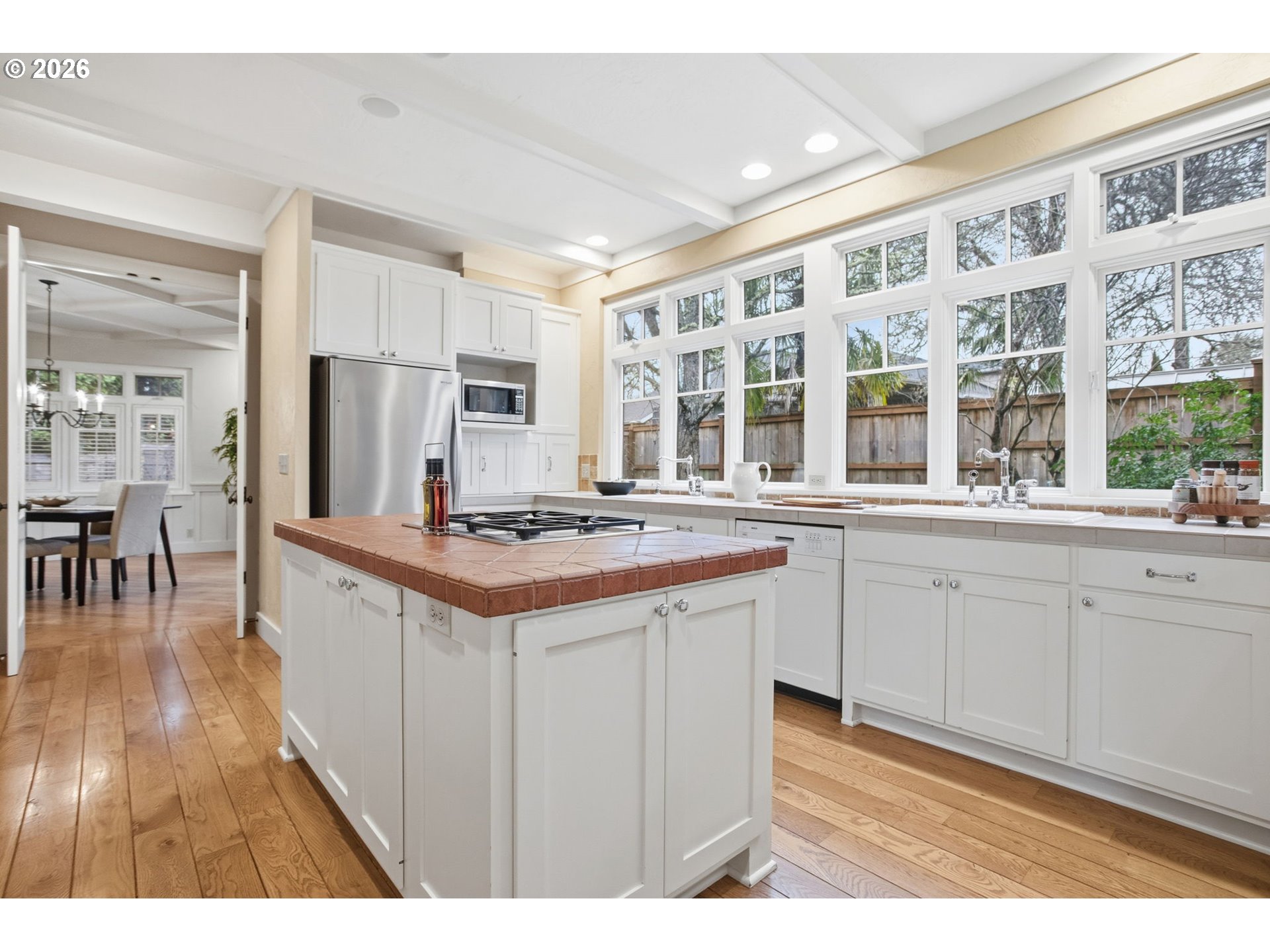 2565 Braewood Lane Eugene, OR 97405 - Photo 13 of 48