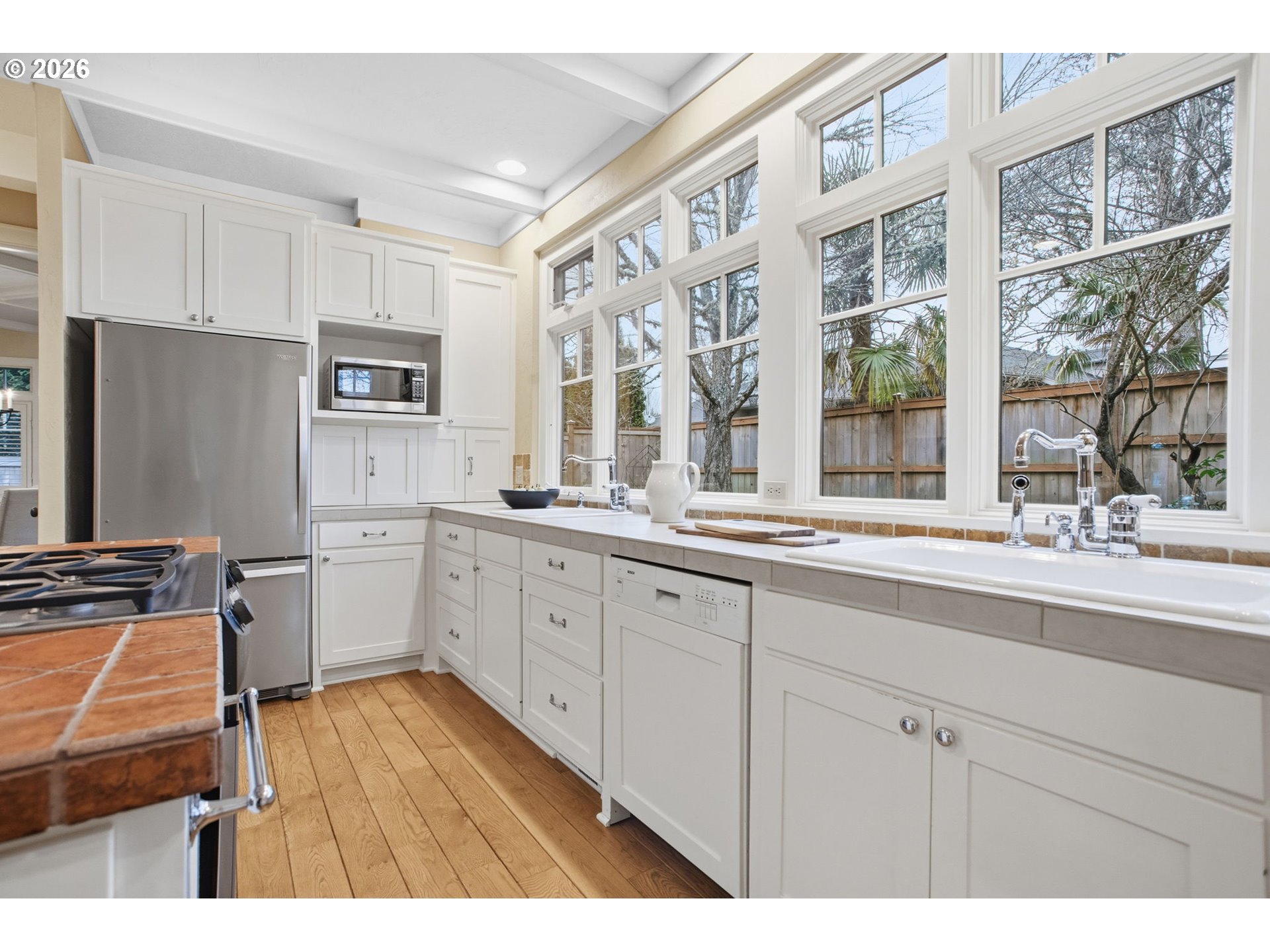 2565 Braewood Lane Eugene, OR 97405 - Photo 16 of 48