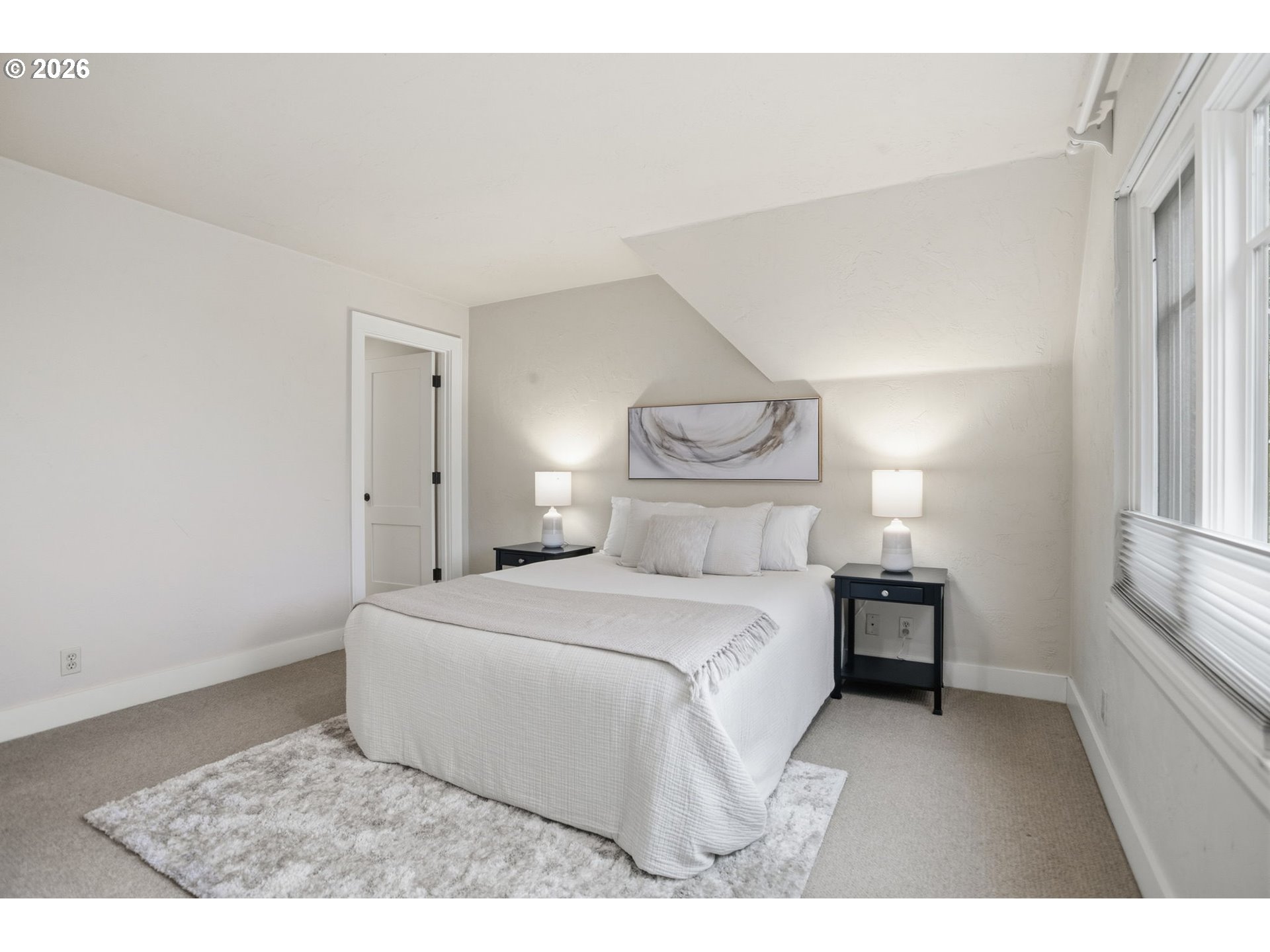 2565 Braewood Lane Eugene, OR 97405 - Photo 40 of 48 Bedroom