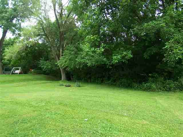 214 Algonquin Road Marquette Heights, IL 61554 - Photo 11 of 11 Gallery Image 11