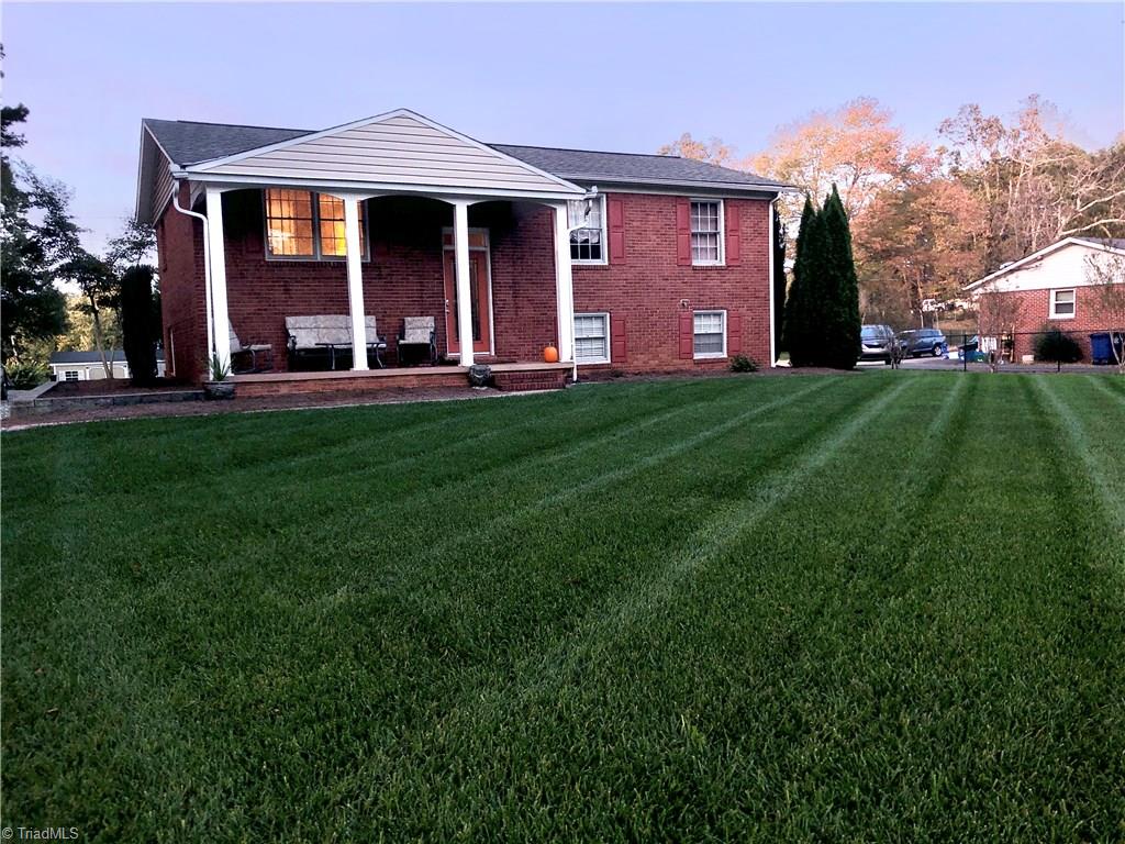 1990 Union Cross Road Winston-Salem, NC 27107 - Photo 3 of 50 Gallery Image 3