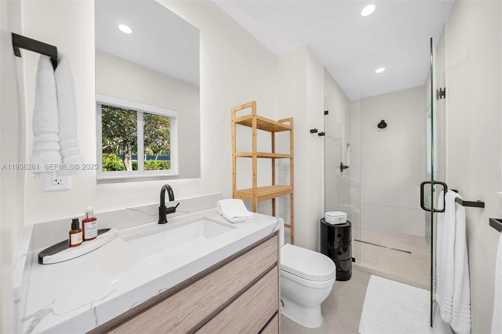 5835 Southwest 100th Terrace Pinecrest, FL 33156 - Photo 17 of 19