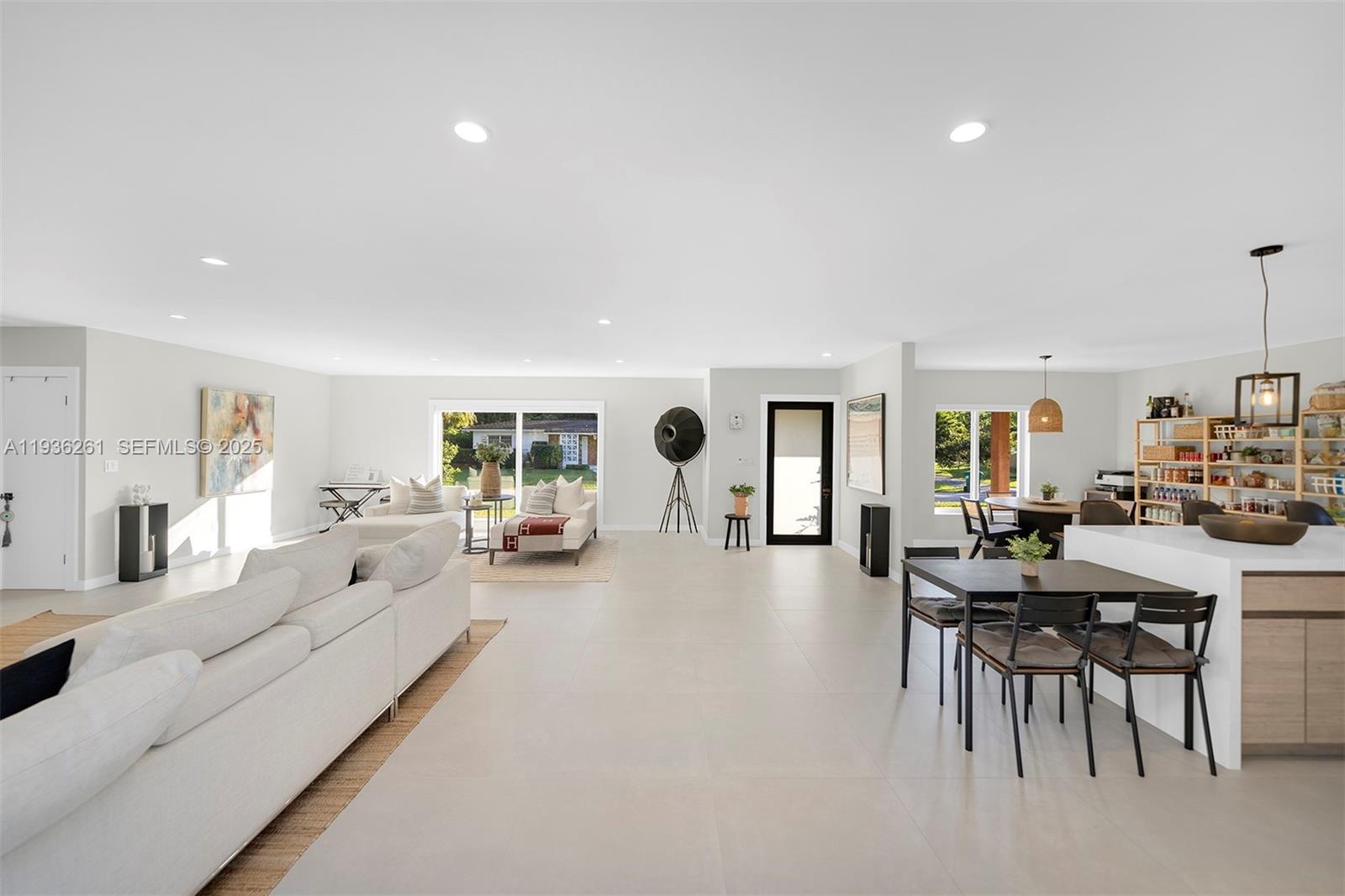 5835 Southwest 100th Terrace Pinecrest, FL 33156 - Photo 4 of 19