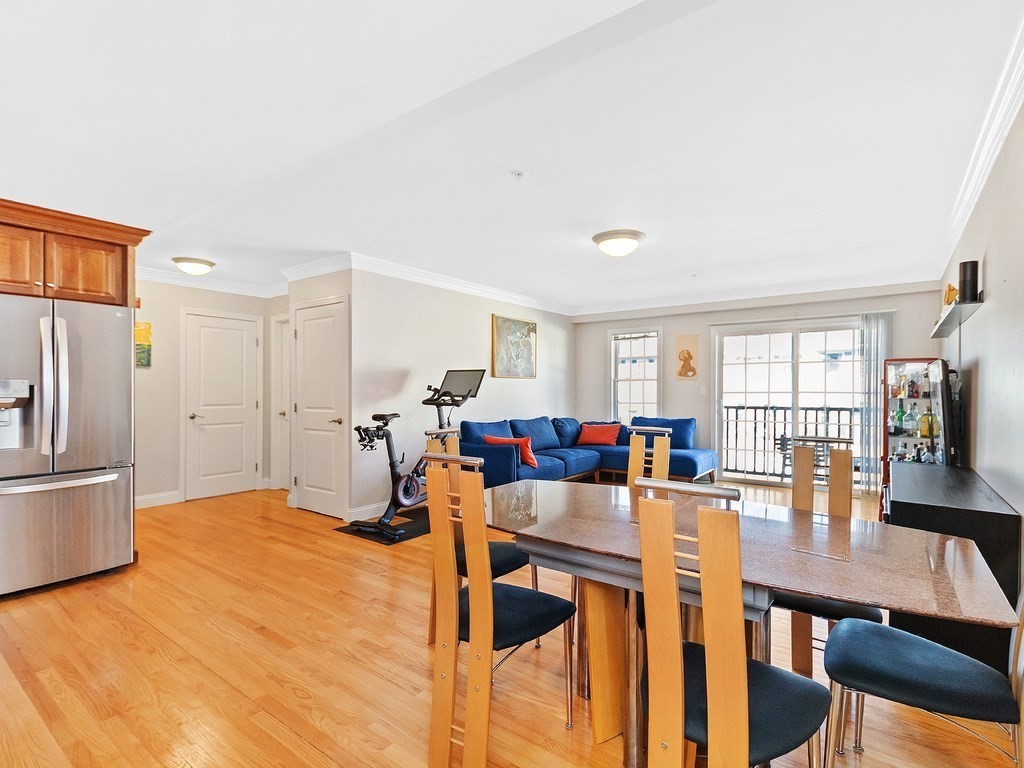 32 Common Street, Unit 23 Waltham, MA 02451 - Photo 9 of 34