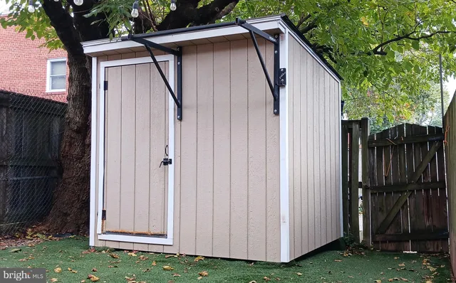 a view of entrance of the house