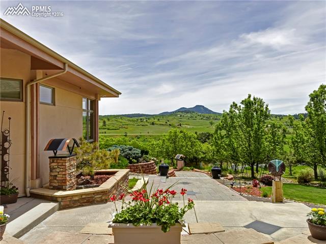 8358 Bannock Road Larkspur, CO 80118 - Photo 4 of 35 Gallery Image 4