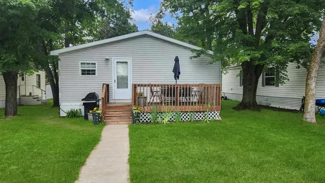 $75,000 | 203 Pawnee Street Northwest, Princeton, MN 55371