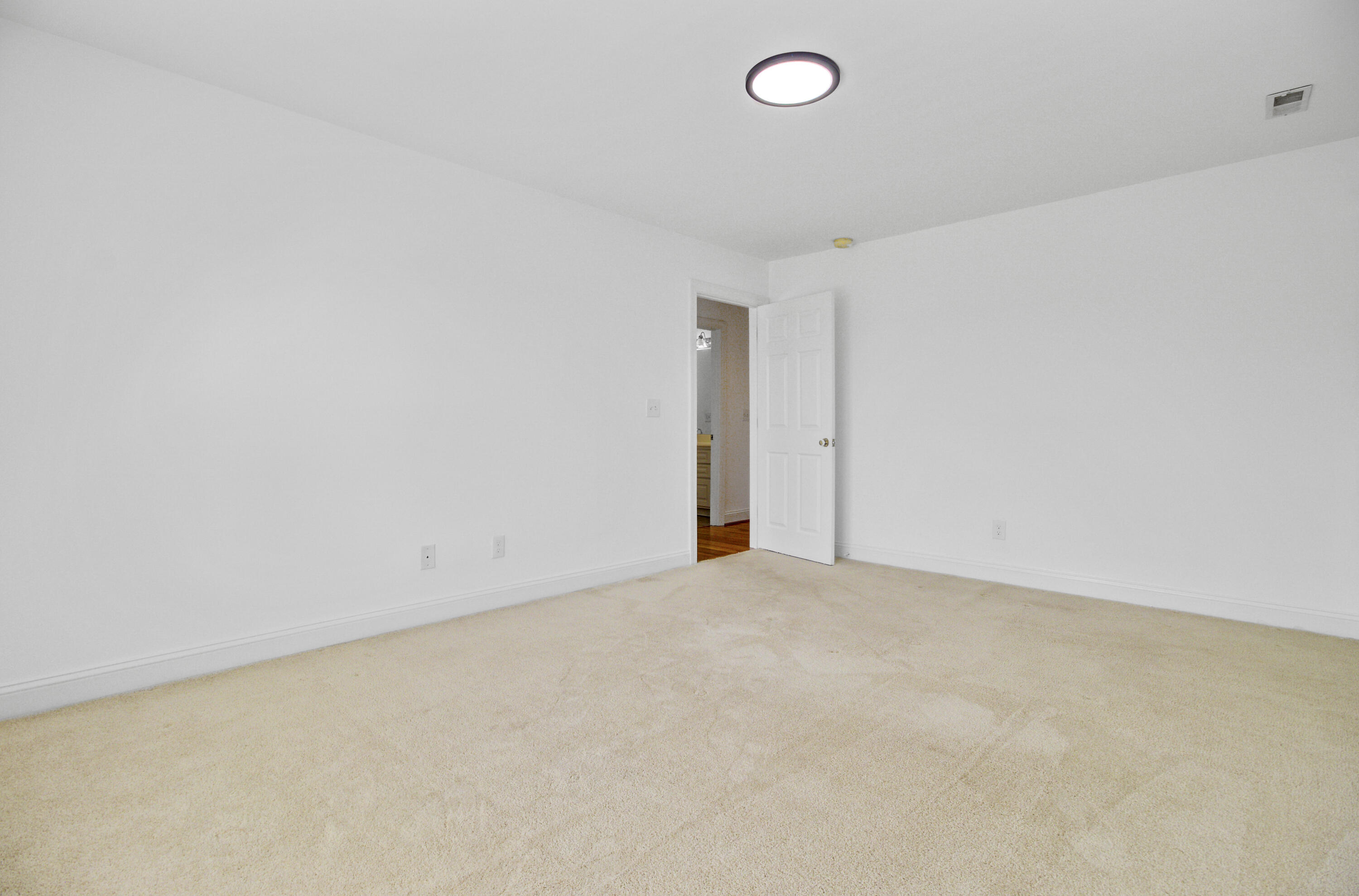 470 Commonwealth Road Mount Pleasant, SC 29466 - Photo 50 of 83 (41)