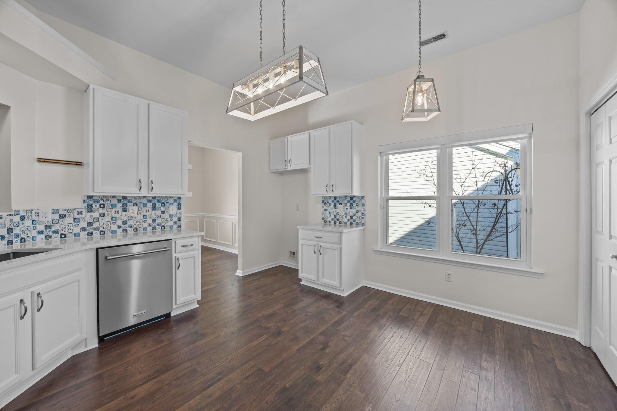 115 Corrientes Court Summerville, SC 29483 - Photo 11 of 35 11-web-or-mls-470A0712