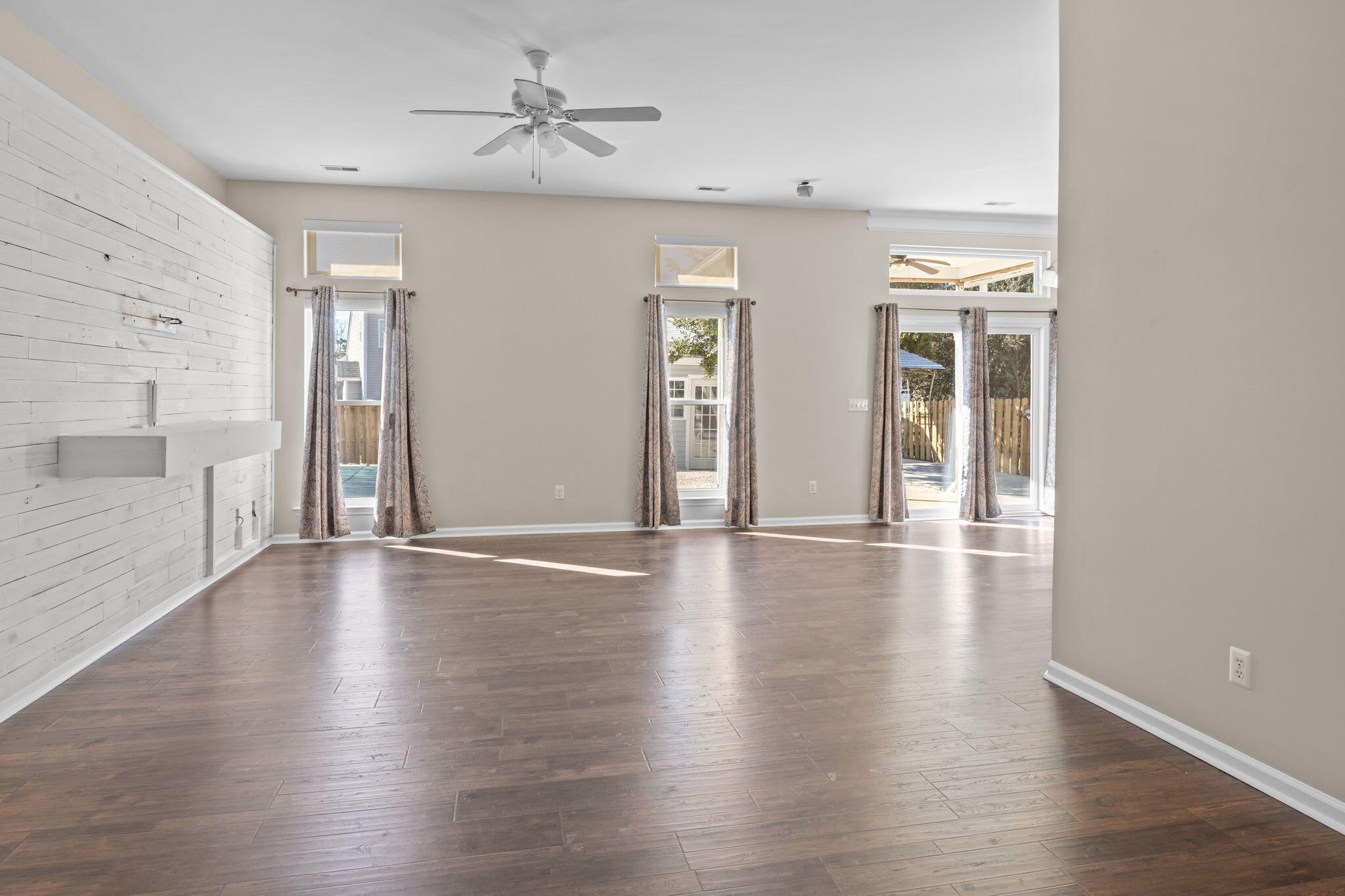 115 Corrientes Court Summerville, SC 29483 - Photo 4 of 35 2-web-or-mls-470A0685