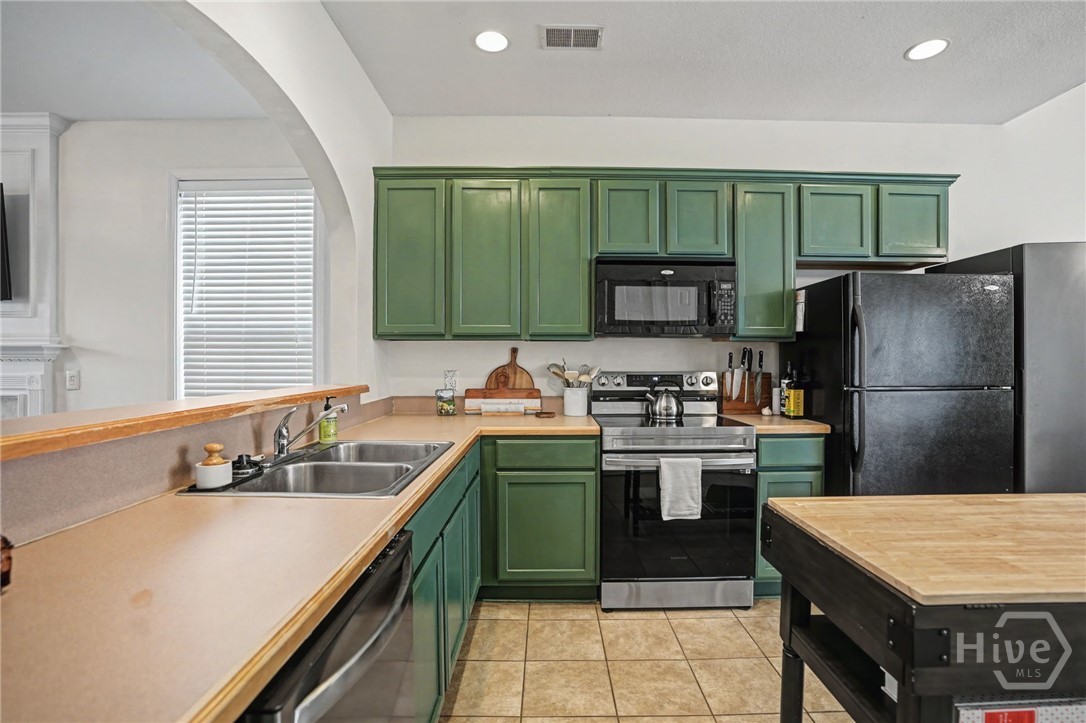 60 Godley Park Way Savannah, GA 31407 - Photo 12 of 32