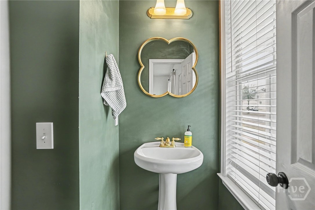 60 Godley Park Way Savannah, GA 31407 - Photo 15 of 32 Half bathroom
