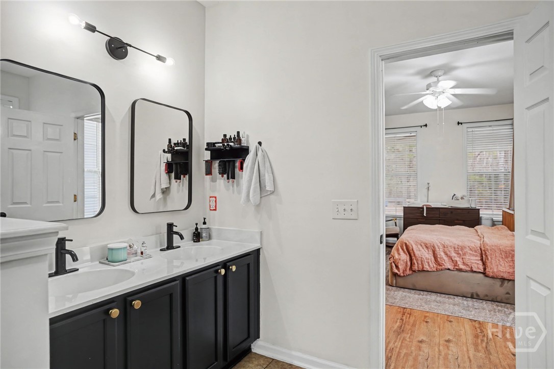 60 Godley Park Way Savannah, GA 31407 - Photo 20 of 32 Primary bathroom