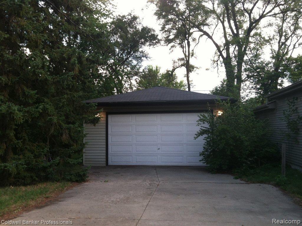 1012 West Webster Road Royal Oak, MI 48073 - Photo 9 of 10 IMG_2287.JPG