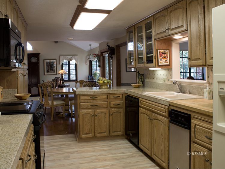 55870 Encino Road Idyllwild, CA 92549 - Photo 8 of 29 a kitchen with sink and cabinets