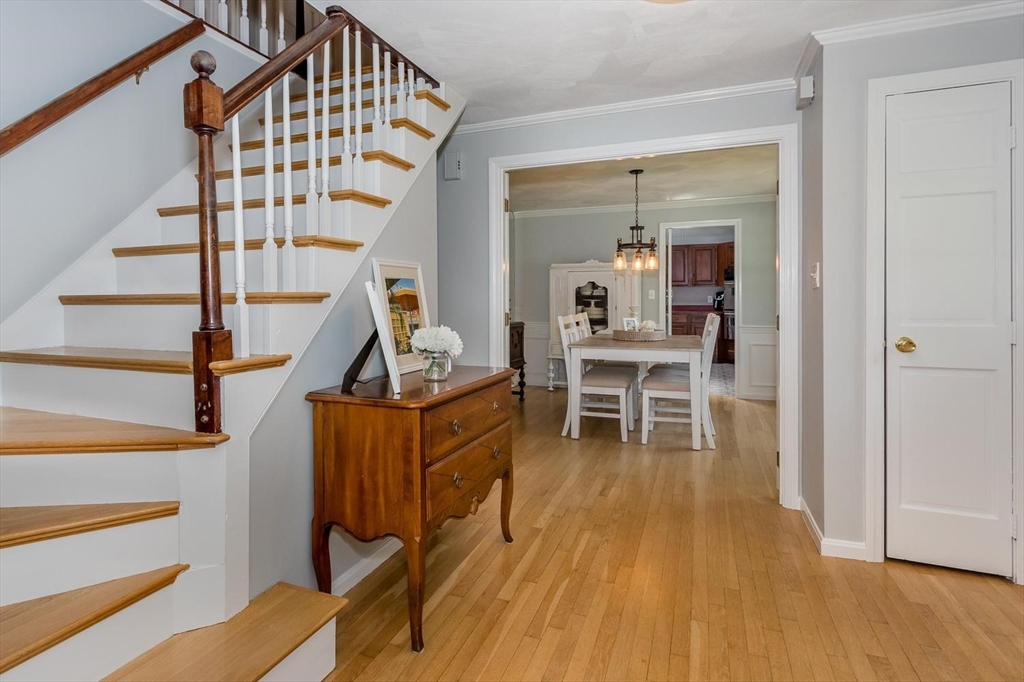 6 Raven Road Canton, MA 02021 - Photo 2 of 18