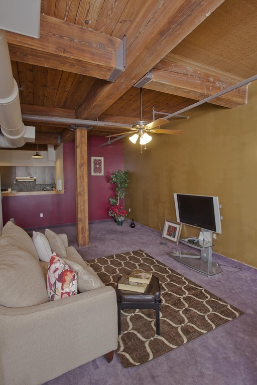 385 Worthington Street, Unit 3B Springfield, MA 01103 - Photo 4 of 11