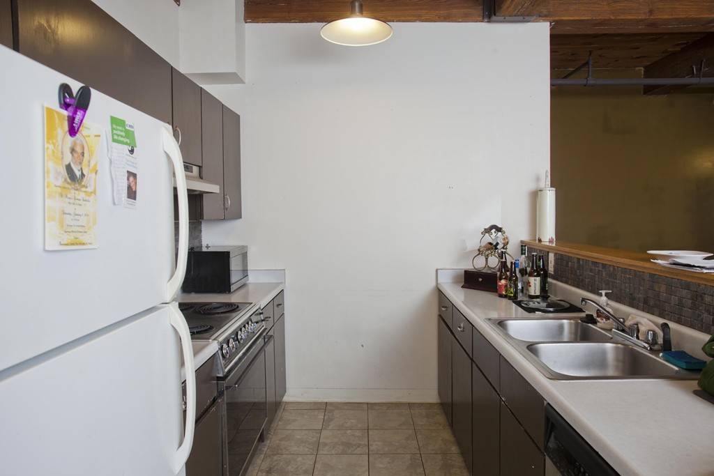 385 Worthington Street, Unit 3B Springfield, MA 01103 - Photo 7 of 11