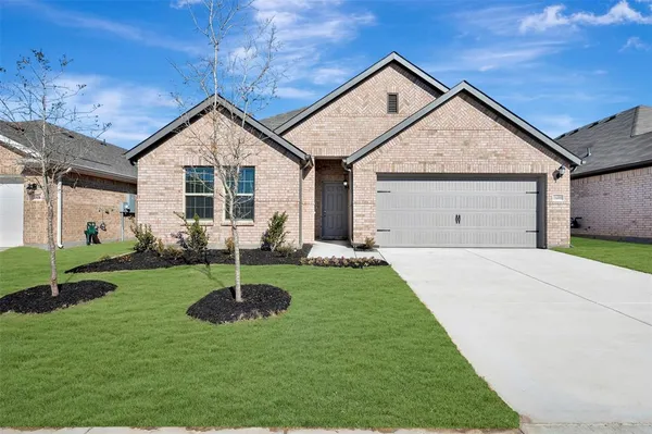 $309,990 | 1600 Etosha Drive, Royse City, TX 75189
