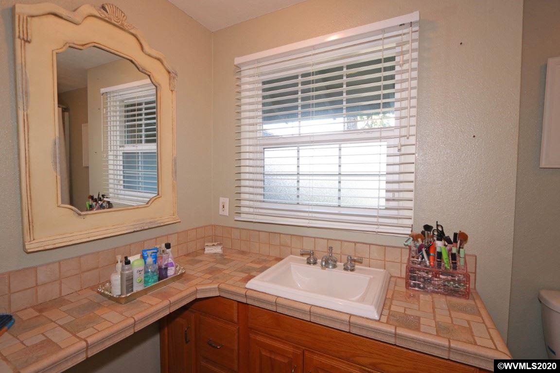 4390 Lone Oak Road Southeast Salem, OR 97302 - Photo 14 of 24 Gallery Image 14