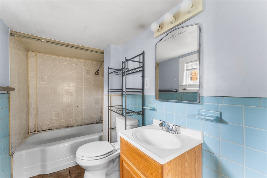 170 Wareham Road Marion, MA 02738 - Photo 21 of 30
