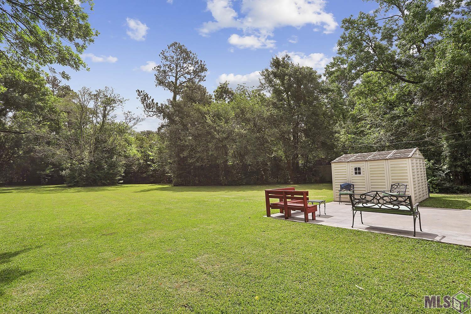 4009 Downing Drive Baton Rouge, LA 70809 - Photo 3 of 20 Extraordinary lot 0.7 ACRES -