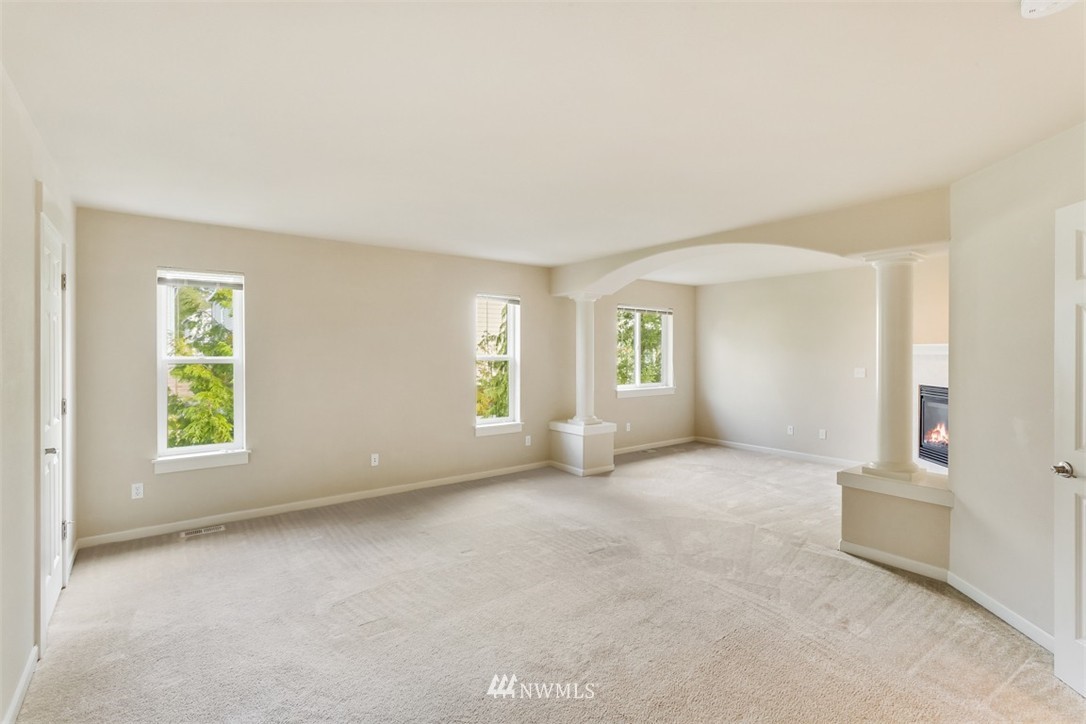4409 226th Place Southeast Bothell, WA 98021 - Photo 4 of 22