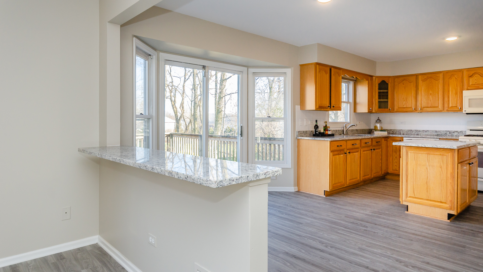 2008 Oldfield Road Darien, IL 60561 - Photo 15 of 36