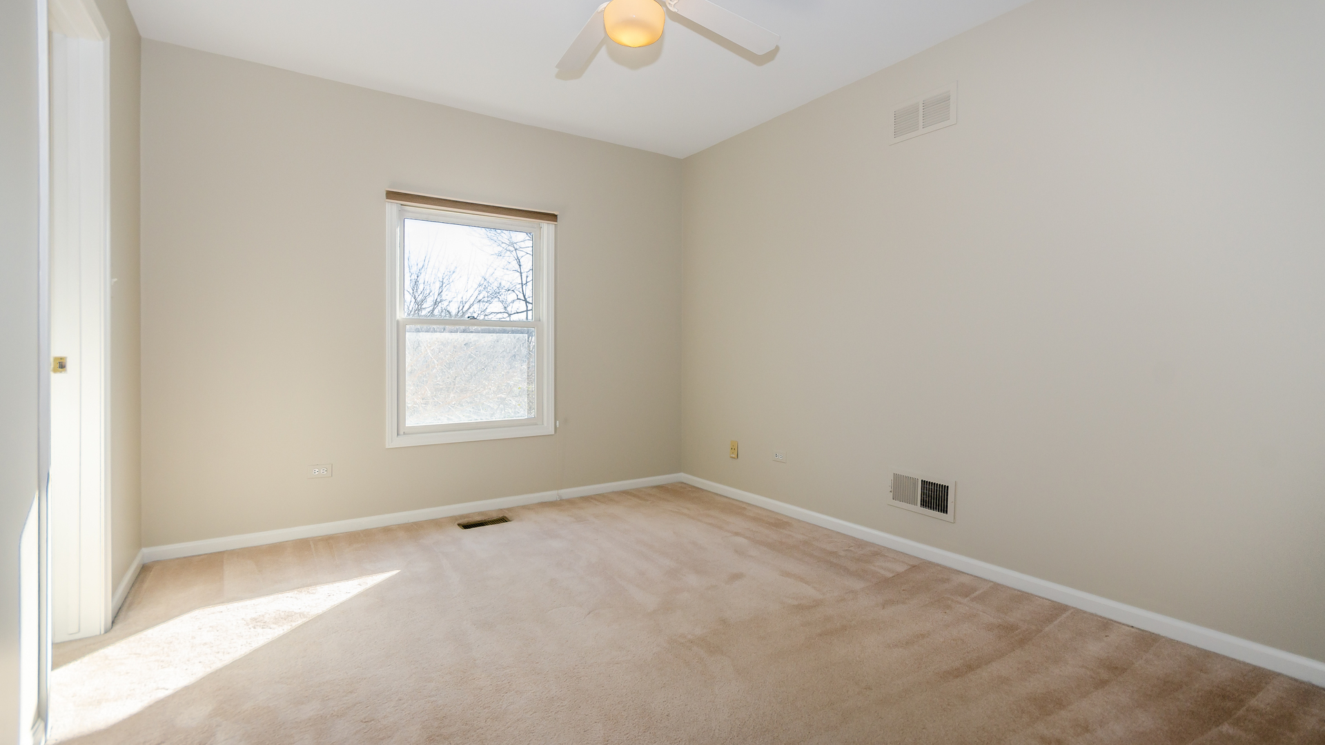 2008 Oldfield Road Darien, IL 60561 - Photo 20 of 36