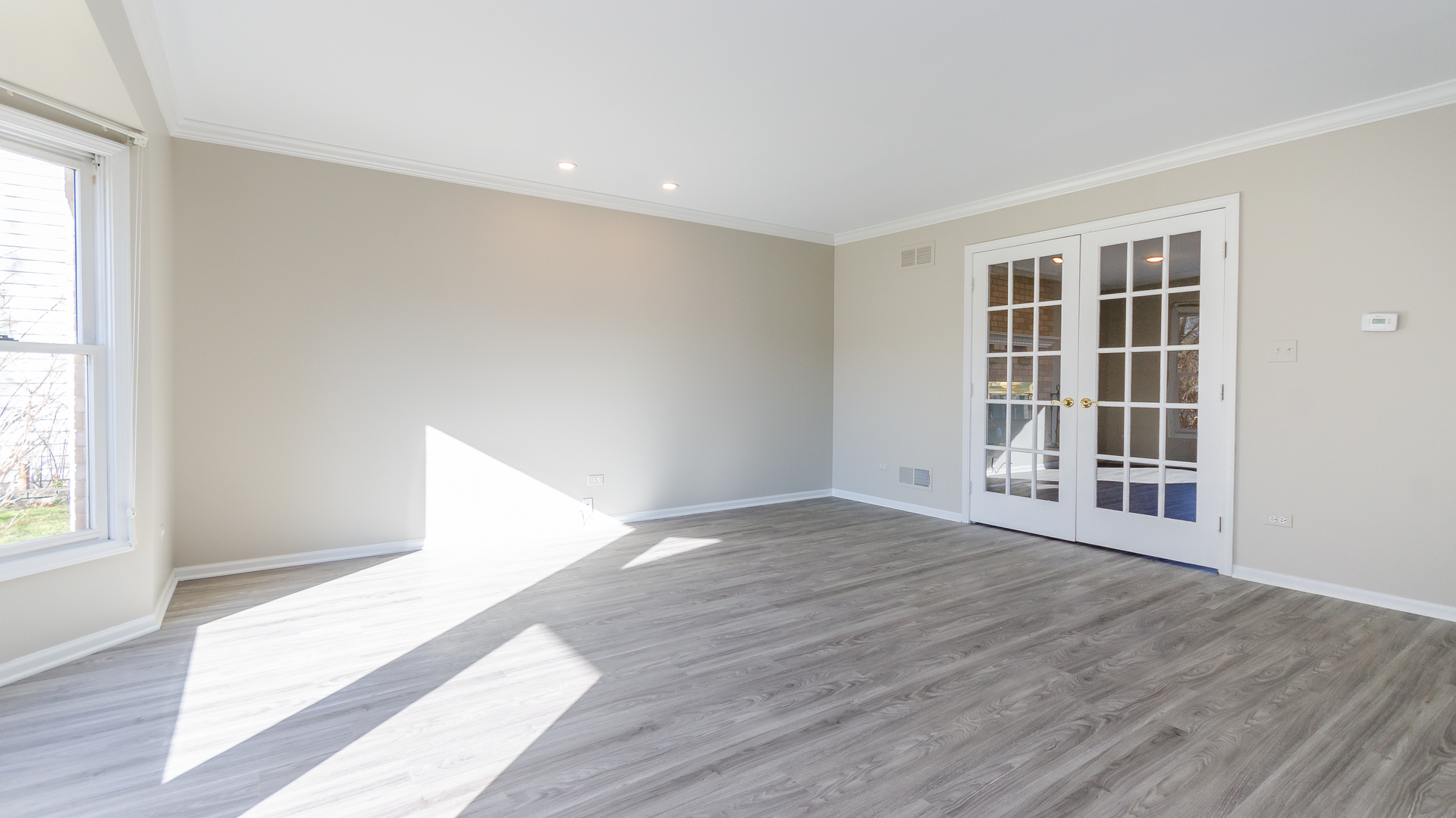 2008 Oldfield Road Darien, IL 60561 - Photo 3 of 36