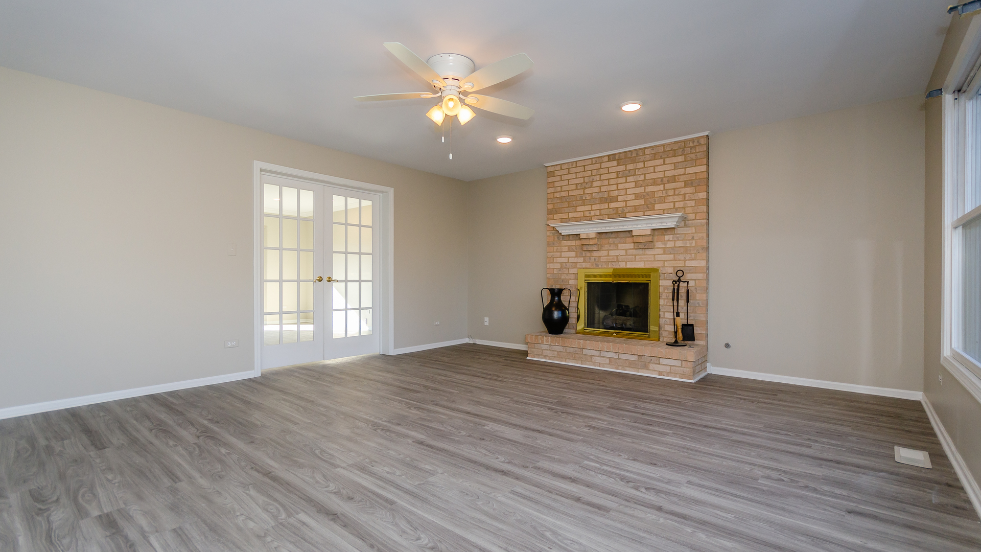 2008 Oldfield Road Darien, IL 60561 - Photo 8 of 36