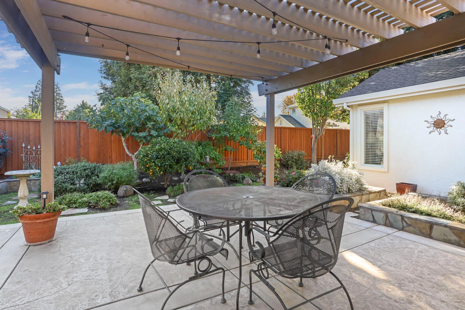 2832 Remington Way Tracy, CA 95377 - Photo 44 of 67 a outdoor dining space with furniture and outdoor view