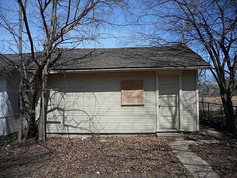 232 Rice Street Springfield, OH 45505 - Photo 3 of 11