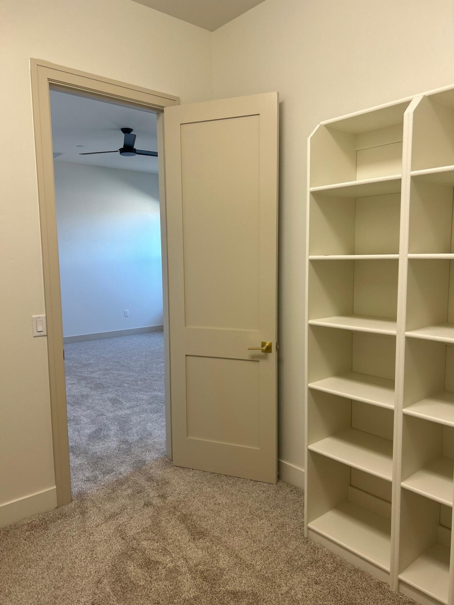 952 Hidden Ridge Tulare, CA 93274 - Photo 21 of 23 Closet