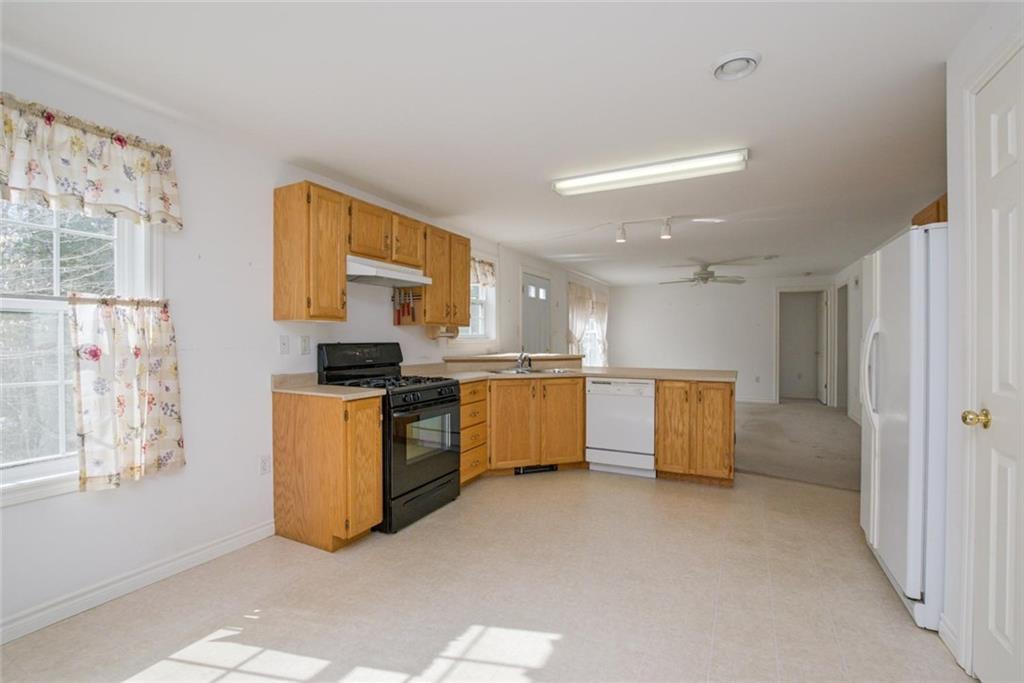 46 Thurston Road Norway, ME 04268 - Photo 10 of 32 Photo