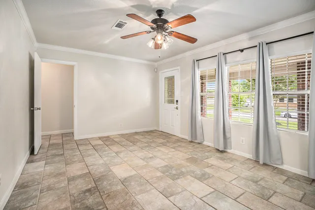 $1,795 | 1526 15th Avenue North, Texas City, TX 77590