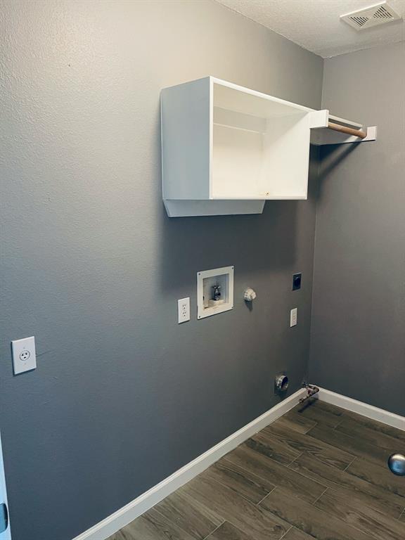 4513 Normandy Way Grand Prairie, TX 75052 - Photo 37 of 40