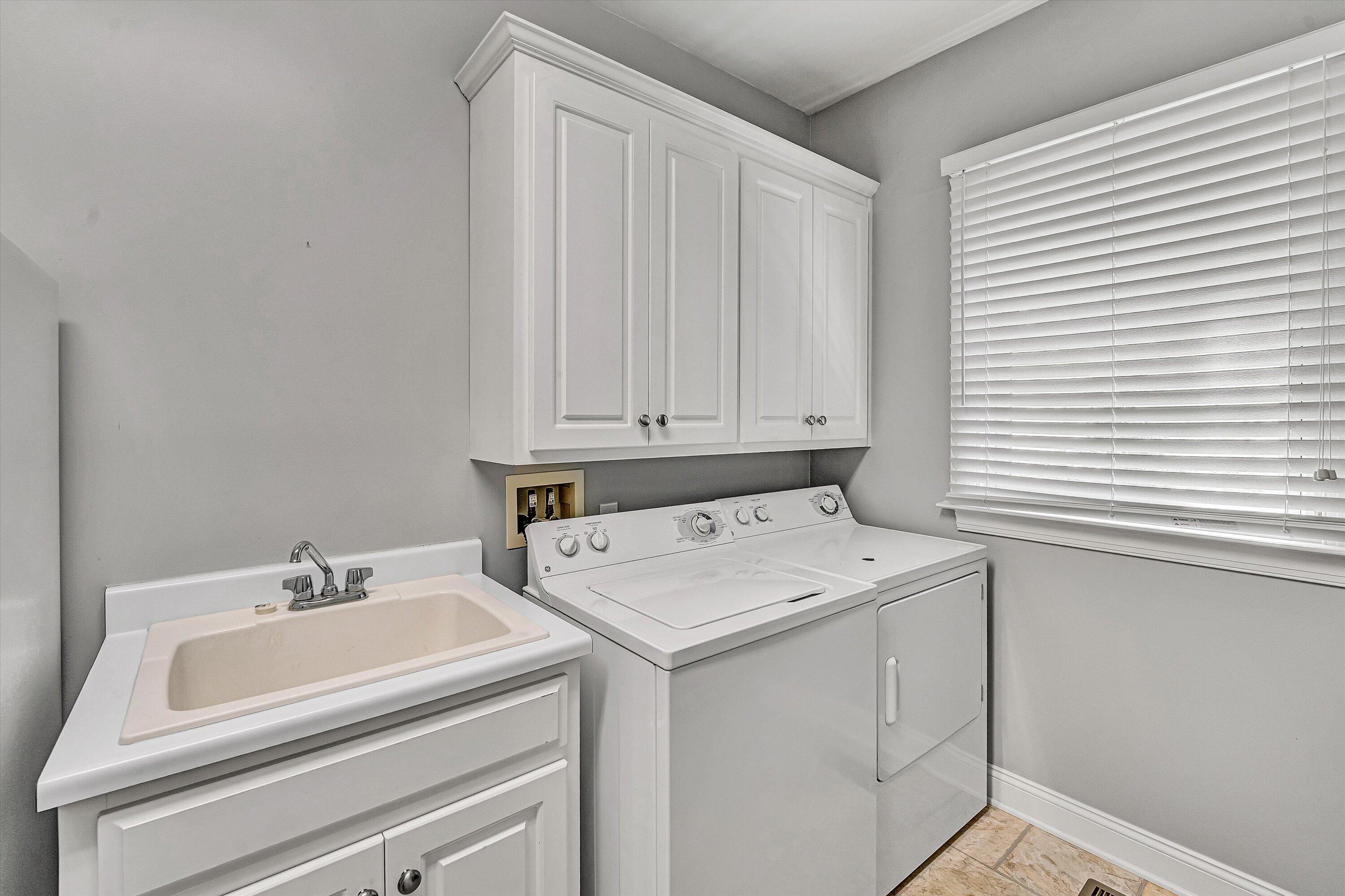 387 Channelview Drive Moneta, VA 24121 - Photo 30 of 64 30-SGP-61